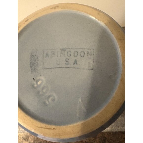 Vintage Abingdon Starflower 9" Vase  # 3031 - Picture 6 of 6